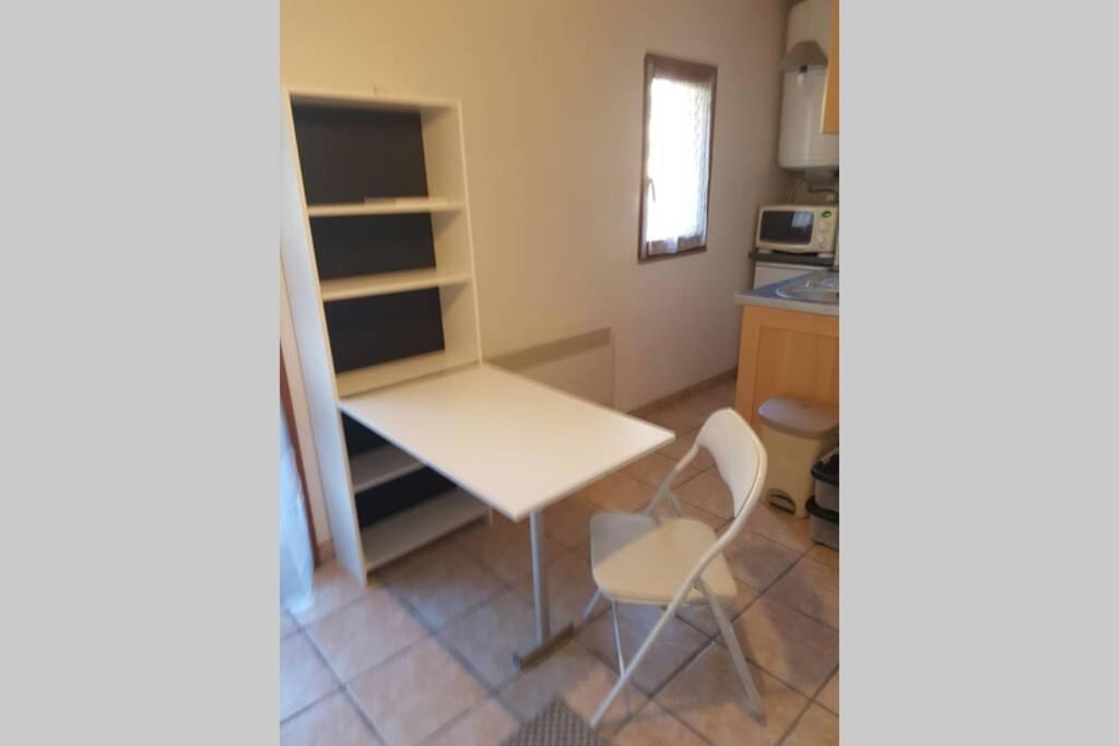Studio Idealement Situe Cauterets Luaran gambar