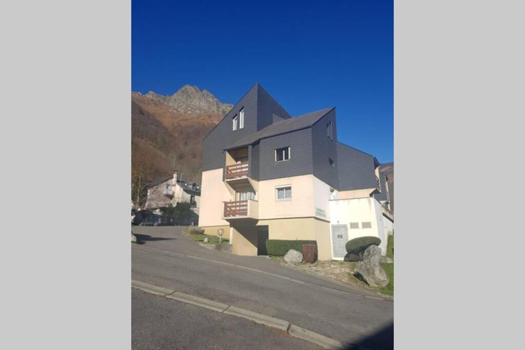 Studio Idealement Situe Cauterets Luaran gambar